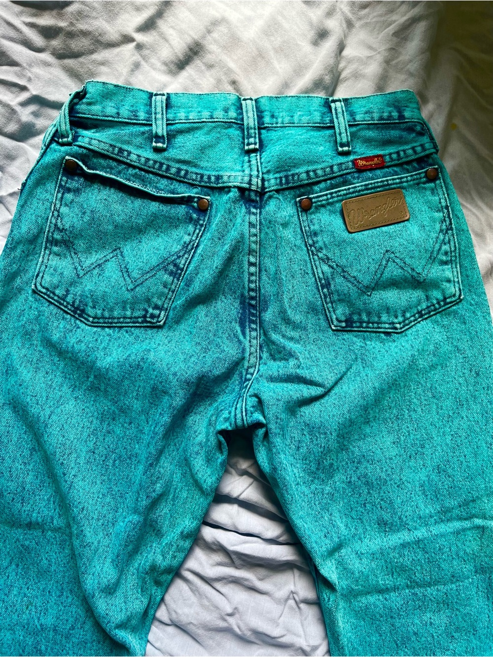Wrangler Turquoise Acid Wash Jeans - Picture 3 of 5